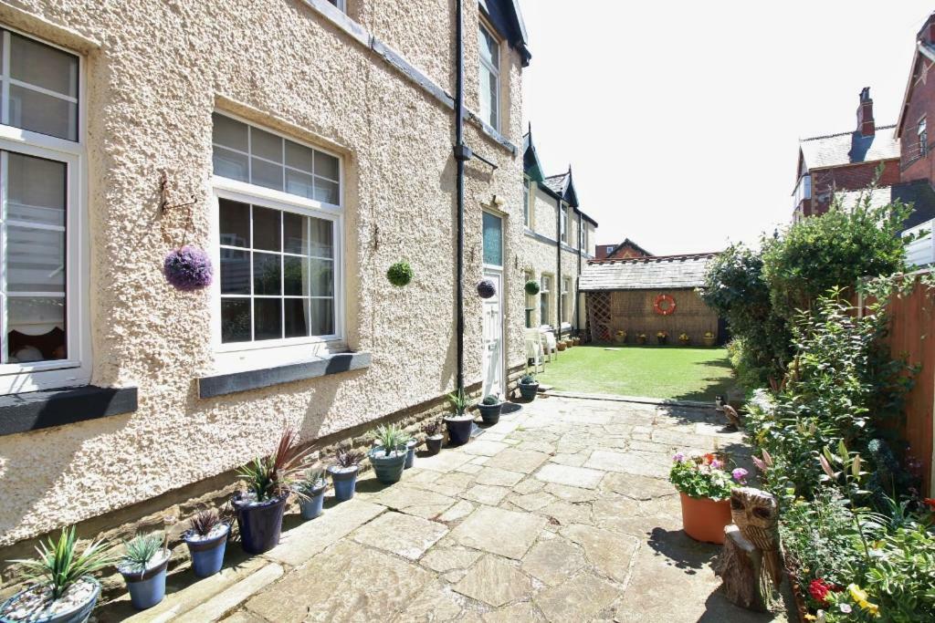 The Coach House Apartment Lytham St Annes Exterior foto